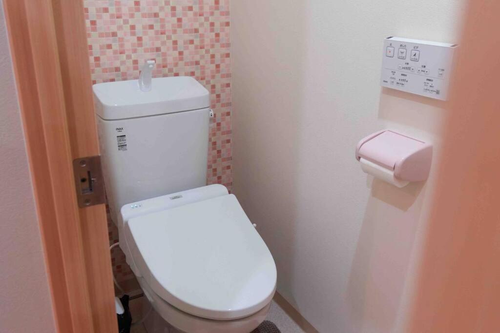 吉福屋/机场直达/3分步行地铁jr/14分usj/心斋桥/難波 Villa Osaka Exterior foto