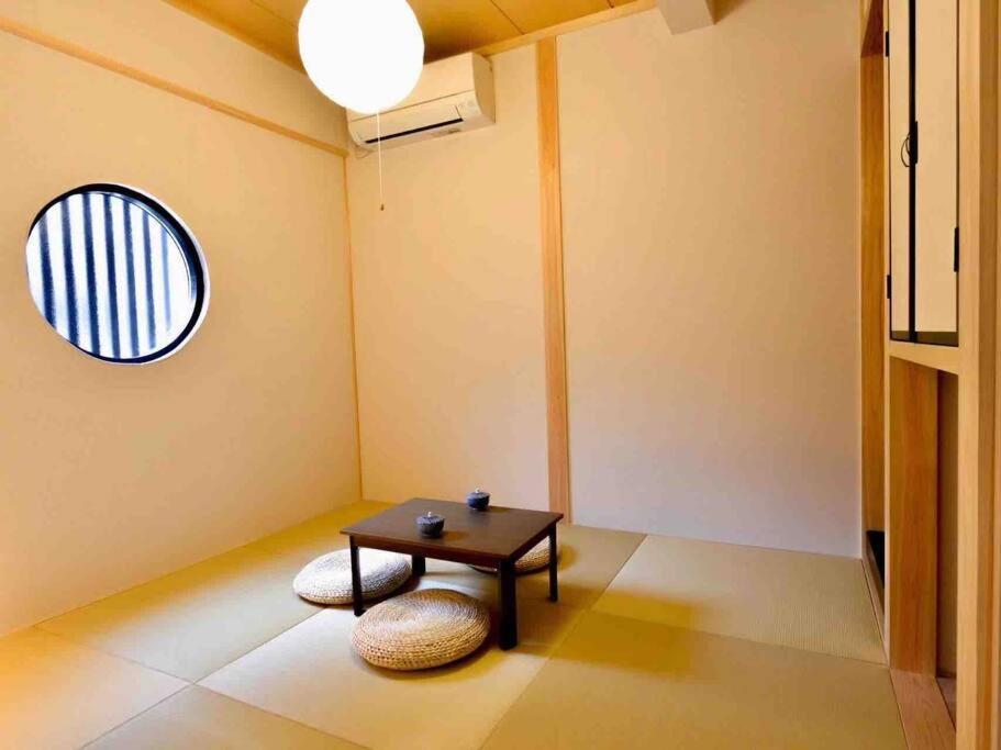 吉福屋/机场直达/3分步行地铁jr/14分usj/心斋桥/難波 Villa Osaka Exterior foto